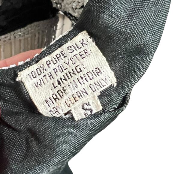 Vintage Black Sequin Beaded Fringe Dress Elegant Floral Design Flapper-Inspired - Picture 7 of 16